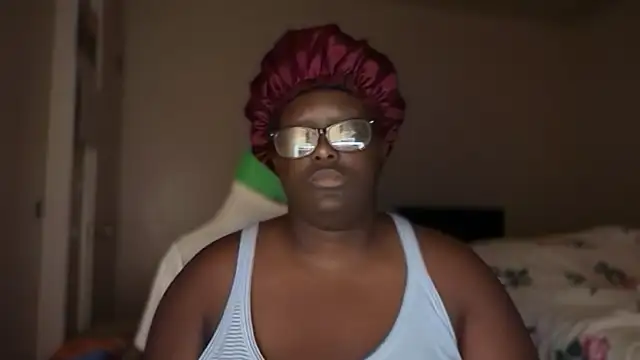 Snapshot of Yagurl__west chatting on January 8, 10:10 am Yagurl west online show from January 8, 10:10 am