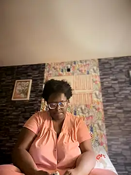 Snapshot of Yagurl__west chatting on December 2, 5:09 am Yagurl west online show from December 2, 5:09 am