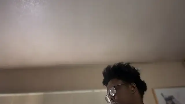 Snapshot of Yagurl__west chatting on October 4, 10:55 pm Yagurl west online show from October 4, 10:55 pm