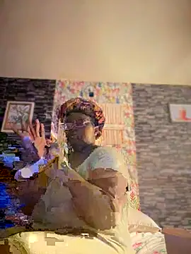 Snapshot of Yagurl__west chatting on November 22, 2:43 am Yagurl west online show from November 22, 2:43 am