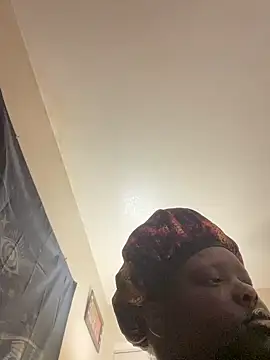 Snapshot of Yagurl__west chatting on March 14, 12:32 am Yagurl west online show from March 14, 12:32 am