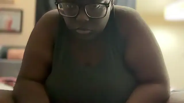 Snapshot of Yagurl__west chatting on March 3, 3:05 am Yagurl west online show from March 3, 3:05 am