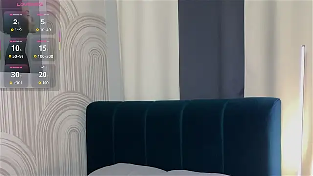 viviann evans online show from February 26, 1:03 am