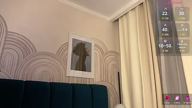 viviann evans online show from February 3, 1:05 am