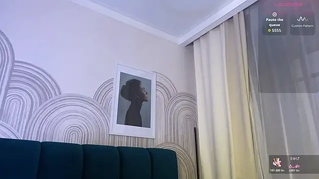 viviann evans online show from March 17, 1:08 am