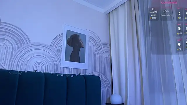 viviann evans online show from December 23, 1:05 am