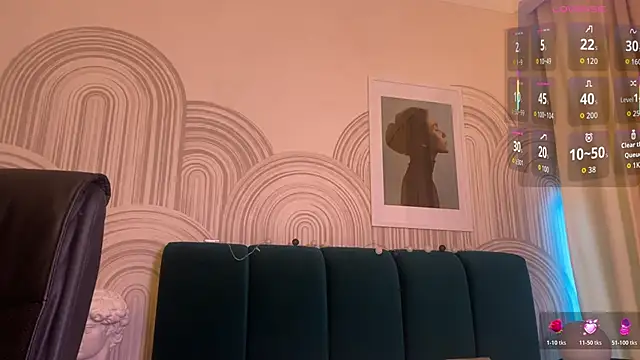 viviann evans online show from November 18, 1:21 am