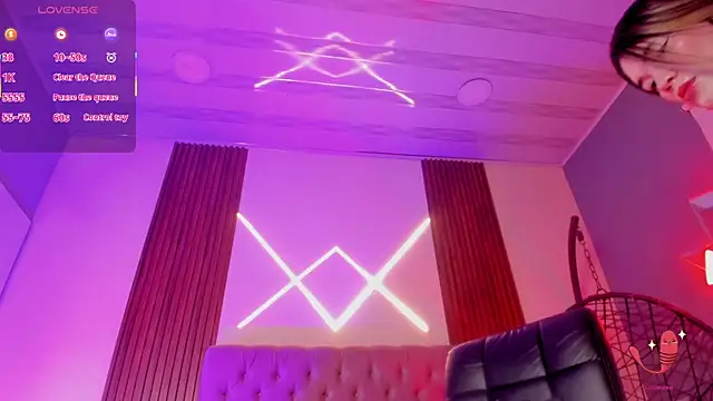 sweetlolihot  online show from February 5, 7:48 am