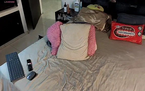 Manolo Hot1 online show from April 8, 7:48 pm