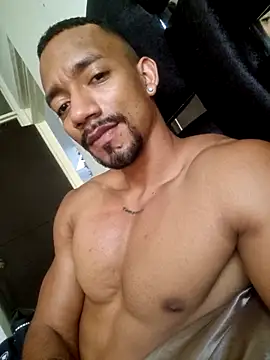 Manolo Hot1 online show from March 31, 9:39 pm