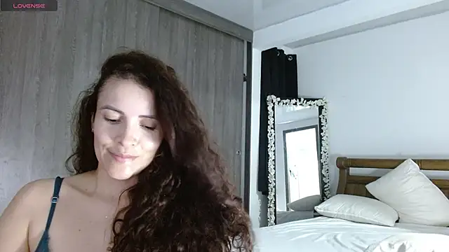 tammycolombia online show from December 4, 3:20 am