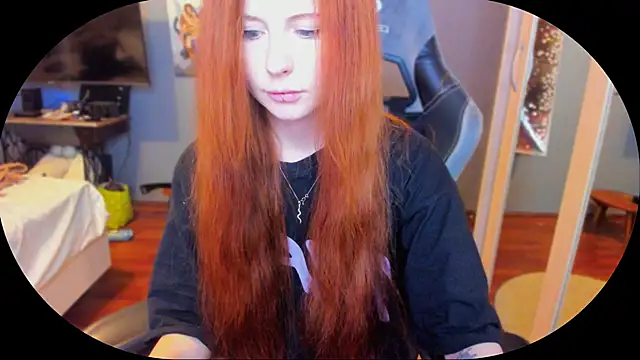 Snapshot of KlementinaBbG chatting on March 16, 7:49 pm KlementinaBbG online show from March 16, 7:49 pm