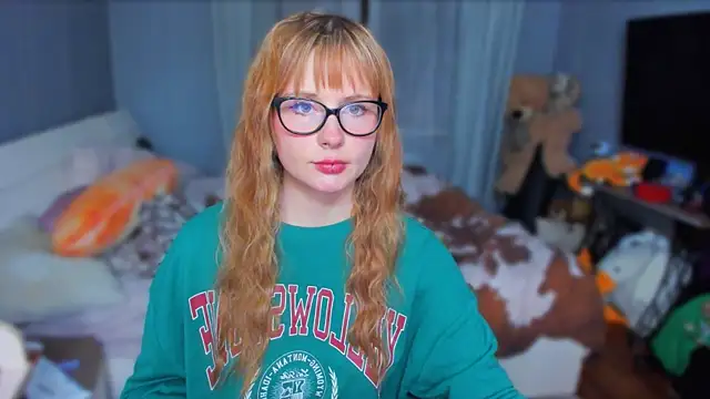 Snapshot of KlementinaBbG chatting on October 26, 9:04 pm KlementinaBbG online show from October 26, 9:04 pm