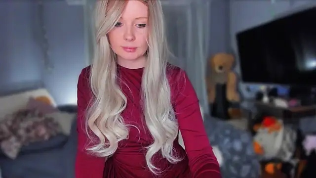 KlementinaBbG online show from February 13, 9:04 pm