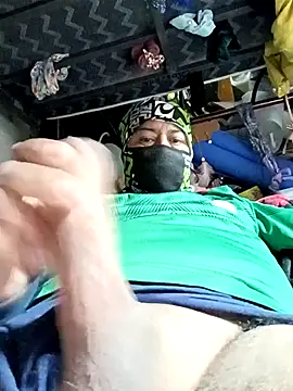 Snapshot of Rayito6969@xh chatting on November 11, 4:24 pm Rayito6969xh online show from November 11, 4:24 pm