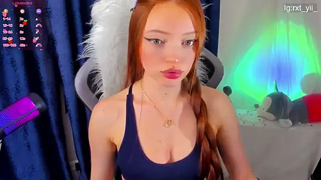 Snapshot of Asian_volcoba_a chatting on September 21, 4:06 am Asian volcoba a online show from September 21, 4:06 am