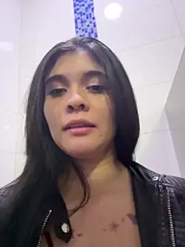 ambar-adaams online show from April 26, 1:47 am