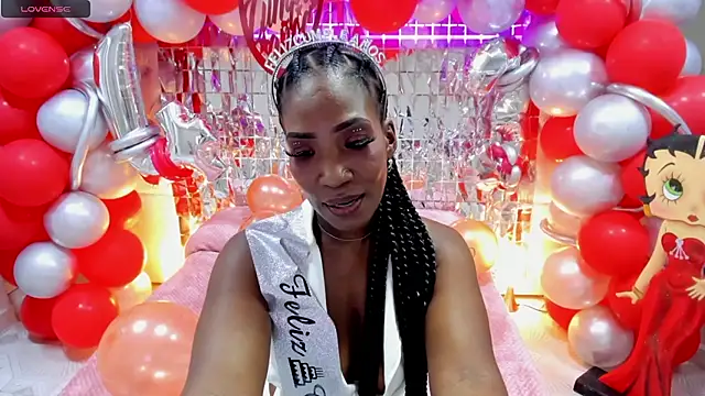 kimmturner online show from October 20, 2:28 pm