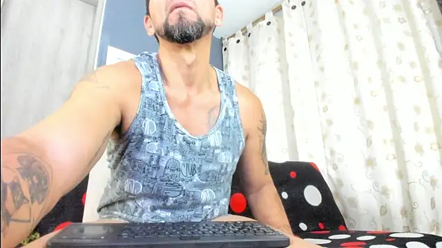 JULESLAKES online show from June 3, 1:23 pm