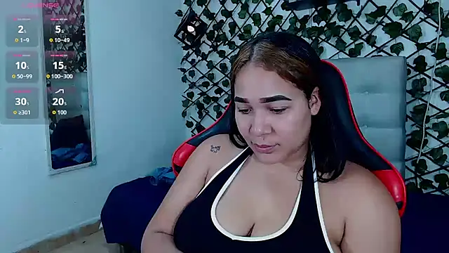 Snapshot of megan_kis9 chatting on September 18, 4:43 pm megan kis9 online show from September 18, 4:43 pm
