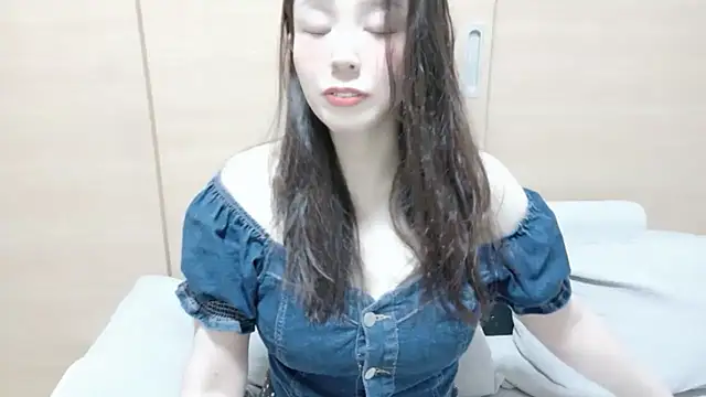 Arisa   online show from July 6, 11:28 am