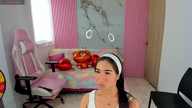 Snapshot of Abby15_ chatting on March 1, 12:01 pm Abby15 online show from March 1, 12:01 pm