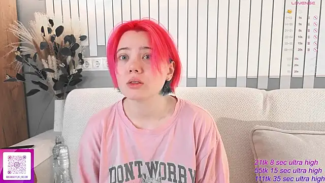   KawaiiYuki   online show from November 8, 6:28 am