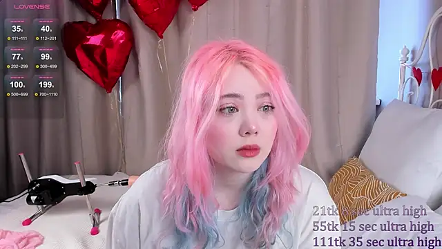 Snapshot of __KawaiiYuki__ chatting on February 14, 8:52 am   KawaiiYuki   online show from February 14, 8:52 am