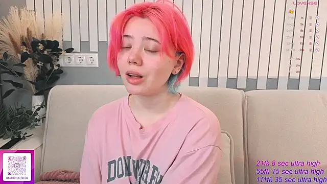   KawaiiYuki   online show from November 23, 5:28 am