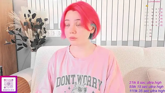   KawaiiYuki   online show from November 9, 7:23 am