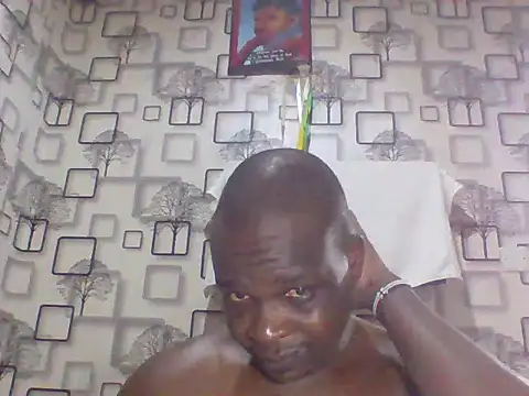 Chumba 001 online show from April 18, 4:53 pm