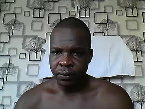 Snapshot of Chumba_001 chatting on February 9, 4:36 am Chumba 001 online show from February 9, 4:36 am