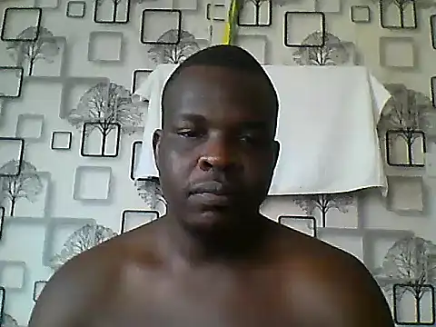 Snapshot of Chumba_001 chatting on October 12, 4:25 am Chumba 001 online show from October 12, 4:25 am