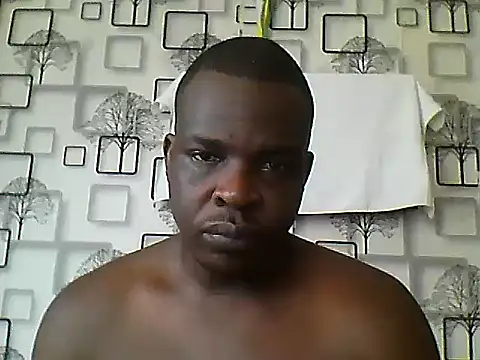 Snapshot of Chumba_001 chatting on October 17, 5:11 am Chumba 001 online show from October 17, 5:11 am