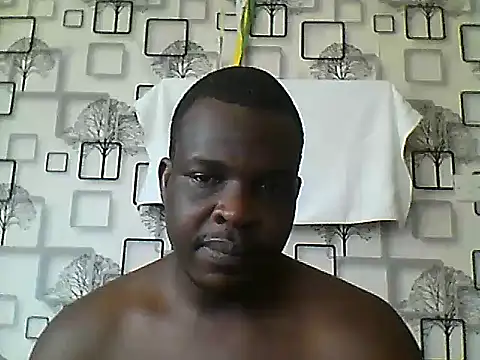 Snapshot of Chumba_001 chatting on October 31, 7:16 am Chumba 001 online show from October 31, 7:16 am