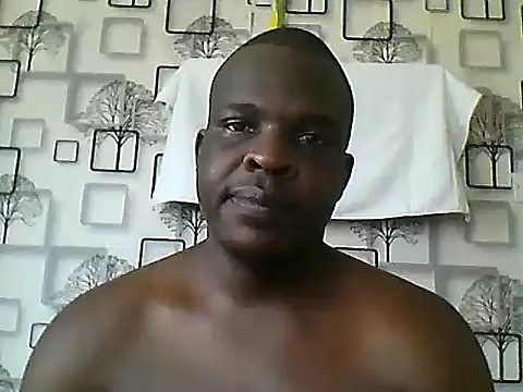 Snapshot of Chumba_001 chatting on November 3, 6:18 am Chumba 001 online show from November 3, 6:18 am