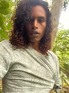 Snapshot of lau_sil chatting on November 5, 7:50 pm lau sil online show from November 5, 7:50 pm