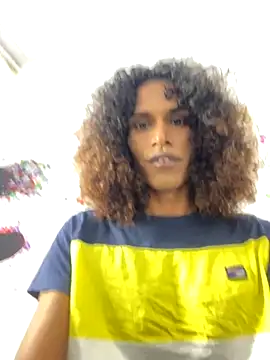 Snapshot of lau_sil chatting on October 29, 10:09 pm lau sil online show from October 29, 10:09 pm