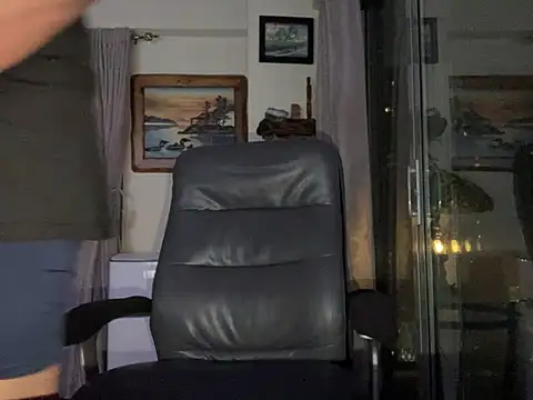 ThickDick Daddy online show from April 15, 7:25 am