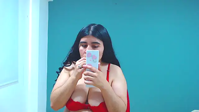 danna- roouss online show from February 14, 7:25 pm