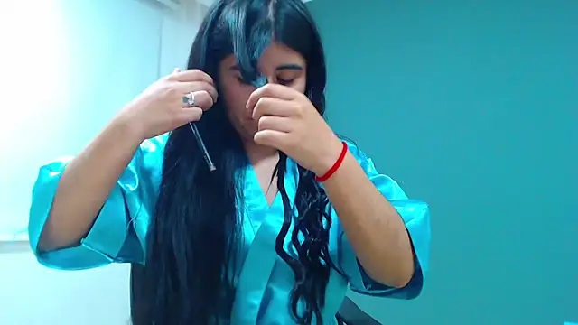 danna- roouss online show from October 10, 10:10 pm
