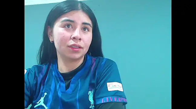 danna- roouss online show from January 4, 1:31 pm