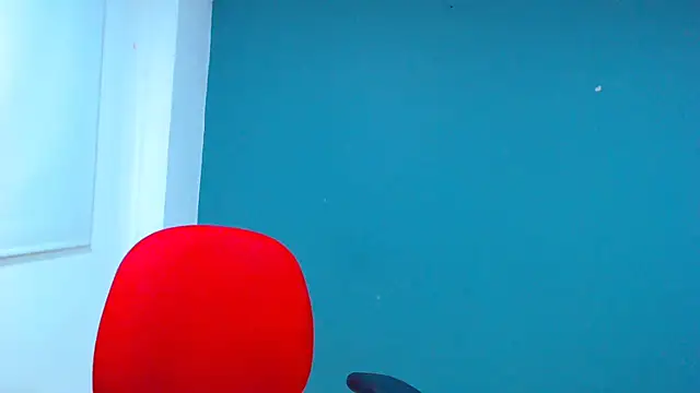 danna- roouss online show from July 9, 6:36 am