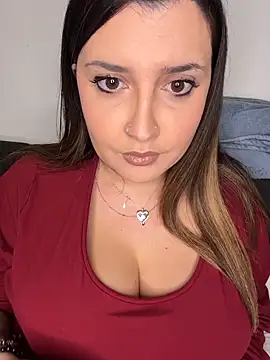 Snapshot of Novababy18 chatting on February 21, 11:40 pm Novababy18 online show from February 21, 11:40 pm