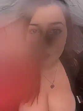 Snapshot of Novababy18 chatting on February 10, 11:15 pm Novababy18 online show from February 10, 11:15 pm