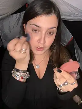 Snapshot of Novababy18 chatting on February 8, 10:07 pm Novababy18 online show from February 8, 10:07 pm