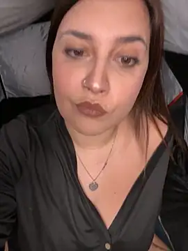 Snapshot of Novababy18 chatting on February 12, 12:10 am Novababy18 online show from February 12, 12:10 am