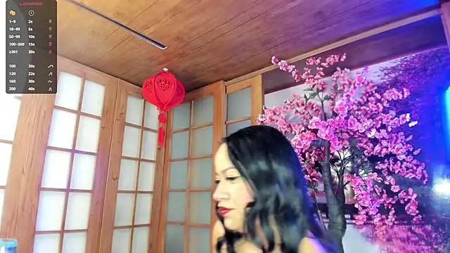 Snapshot of miiss_anna chatting on July 2, 11:05 am miiss anna online show from July 2, 11:05 am