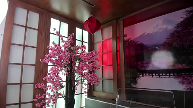 miiss anna online show from February 9, 11:52 am