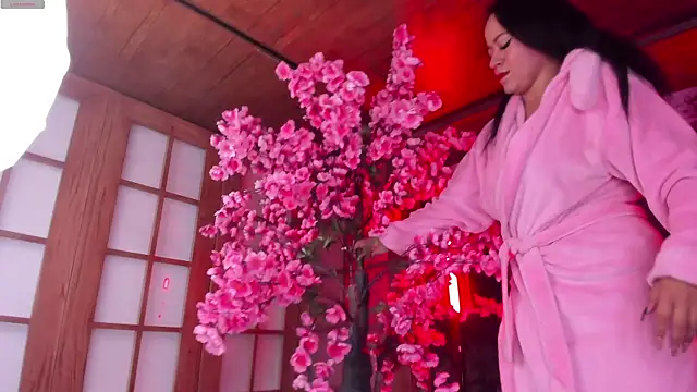 miiss anna online show from April 13, 11:03 am